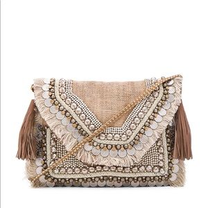SHASHI Leela Clutch in Natural